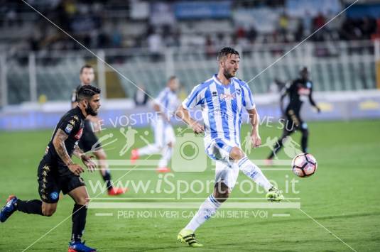 Pescara v SSC Napoli - Serie A