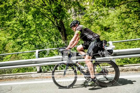 The Cyclist on the road